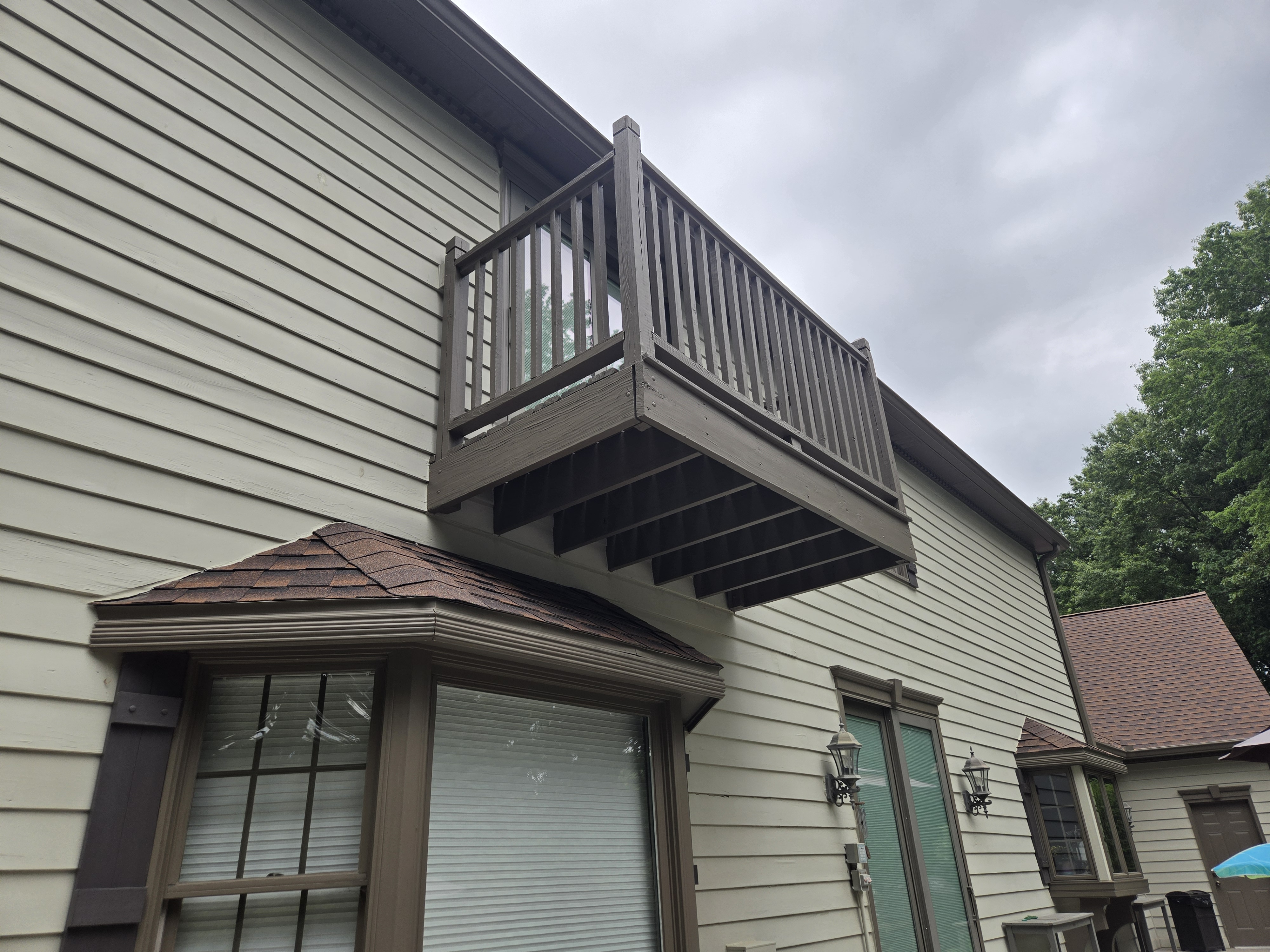 Skaggs Deck Stain
